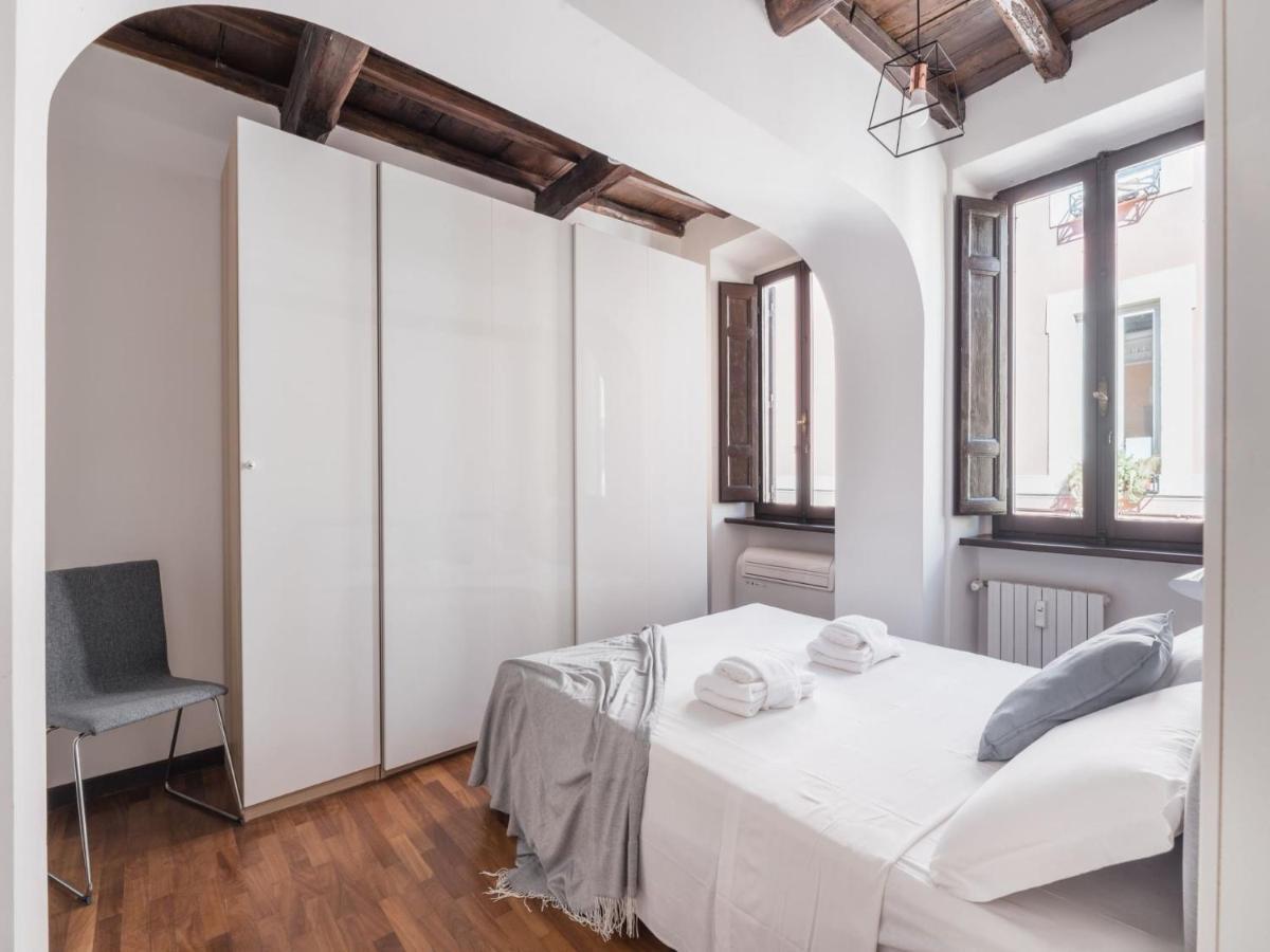 The Rent - Elegant In Trastevere Apartment